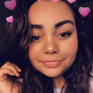 Meet your Posher, Julianna